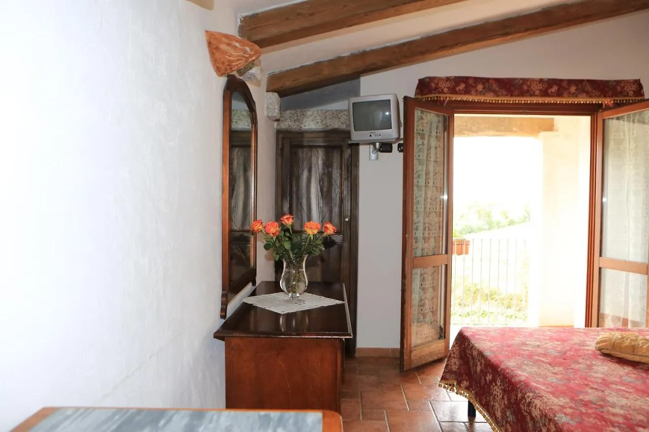 Farm stay Agriturismo Vermentino Monti