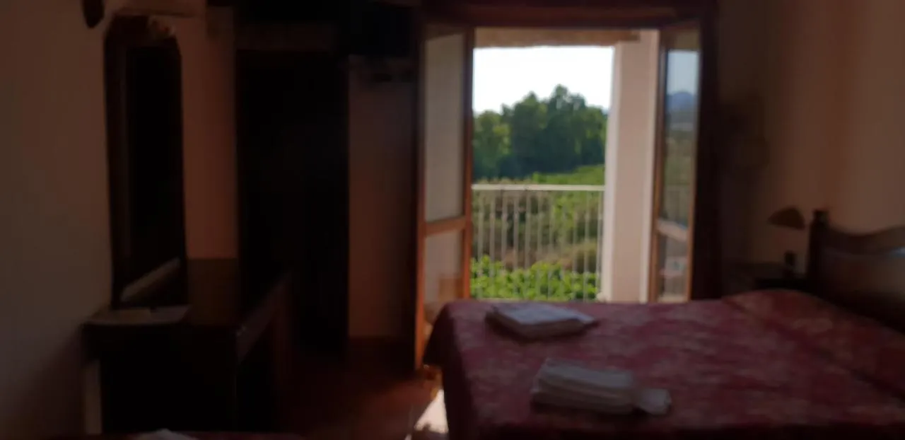 Agriturismo Vermentino Monti 0*,